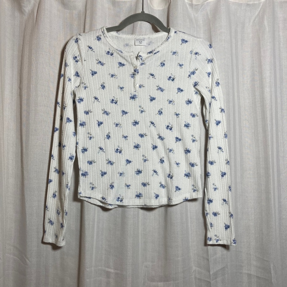 Blue Floral Abercrombie Kids White Ribbed Pointelle Henley Long Sleeve Top 15/16